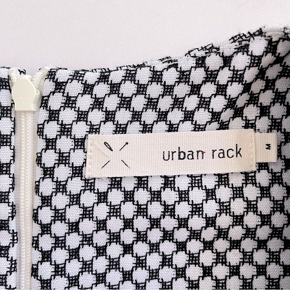 urban rack🇹🇭 Sleeveless Dress with Peplum Hem, M - Picture 6 of 6